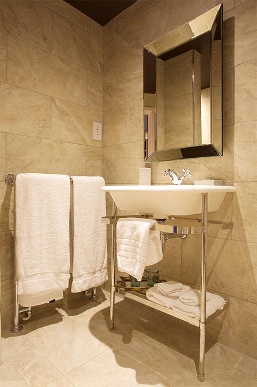 The Packhorse Inn Ньюмаркет Номер фото