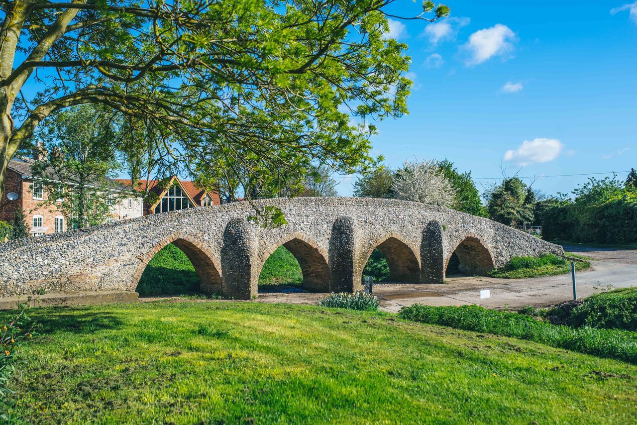 The Packhorse Inn Ньюмаркет Екстер'єр фото